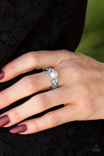 Load image into Gallery viewer, The Front Runner