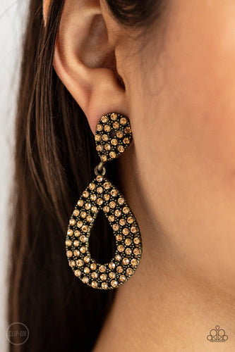 Pack In The Pizzazz (Clip-On)