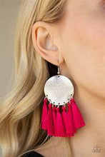 Load image into Gallery viewer, Tassel Tribute